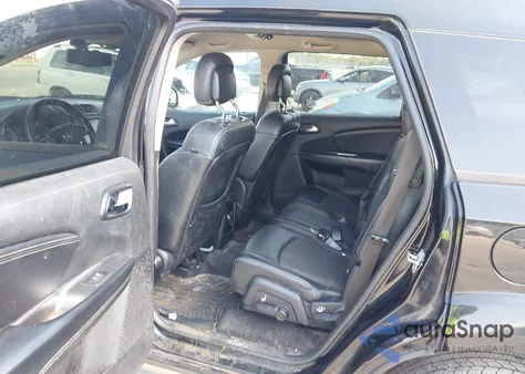 2016 Dodge Journey Crossroad Plus z USA, uszkodzony, nr VIN 3C4PDCGB3GT138639